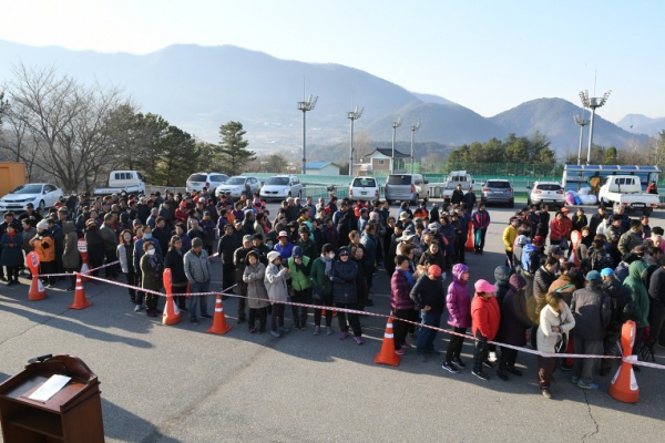 19.3.4. 제3회 나무 나누어주기행사